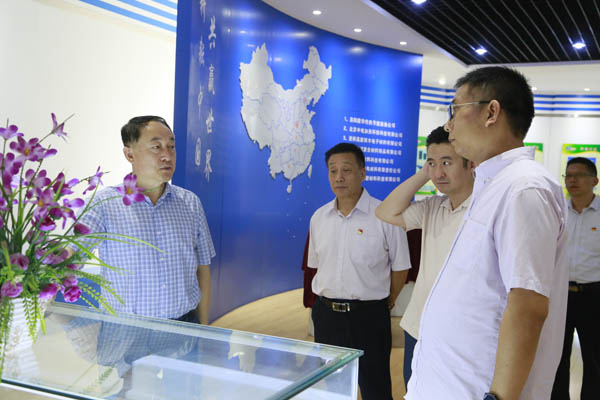不忘初心，，，，，，服膺使命： 通用技术投资公司与yy易游体育集团以党建互换凝聚发展内活泼力